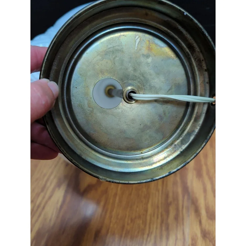 Unbranded vtg milk
